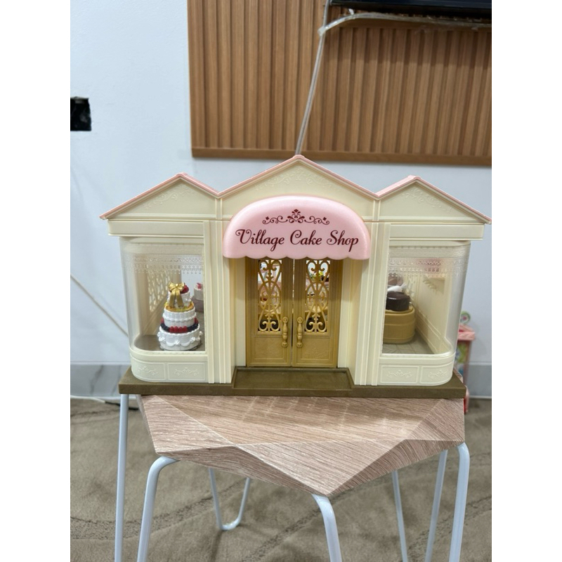 Sylvanian Village Cake Shop Preloved