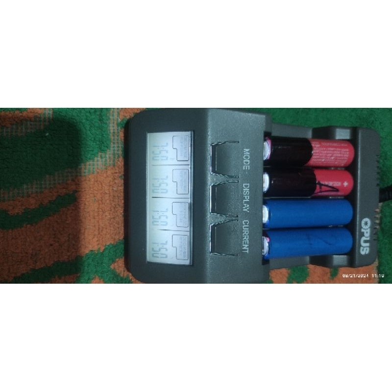 charger opus bt c700 like new