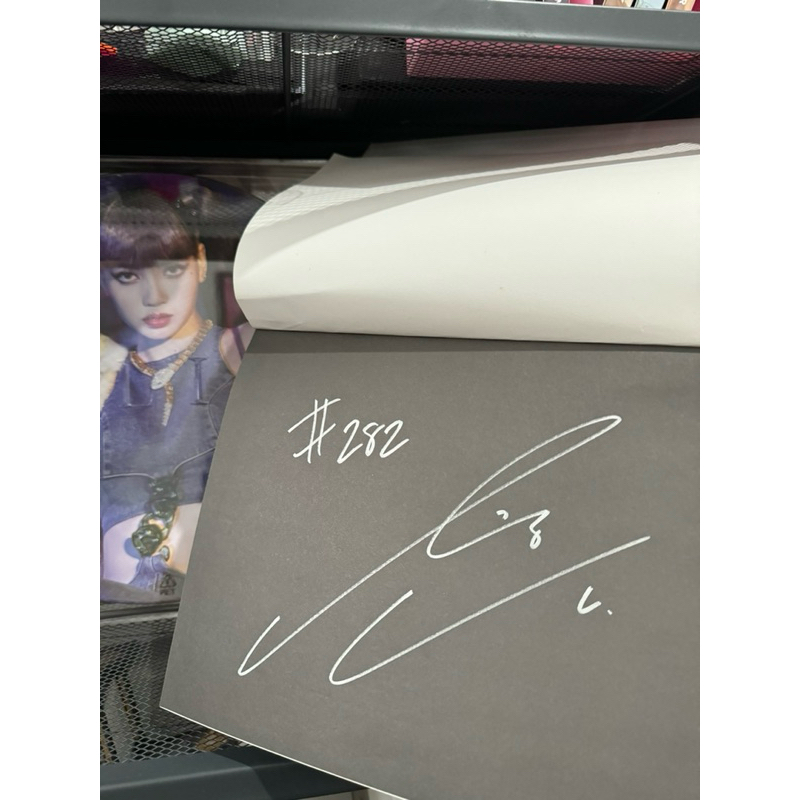 LISA BLACKPINK SIGNED PHOTOBOOK VOL 2