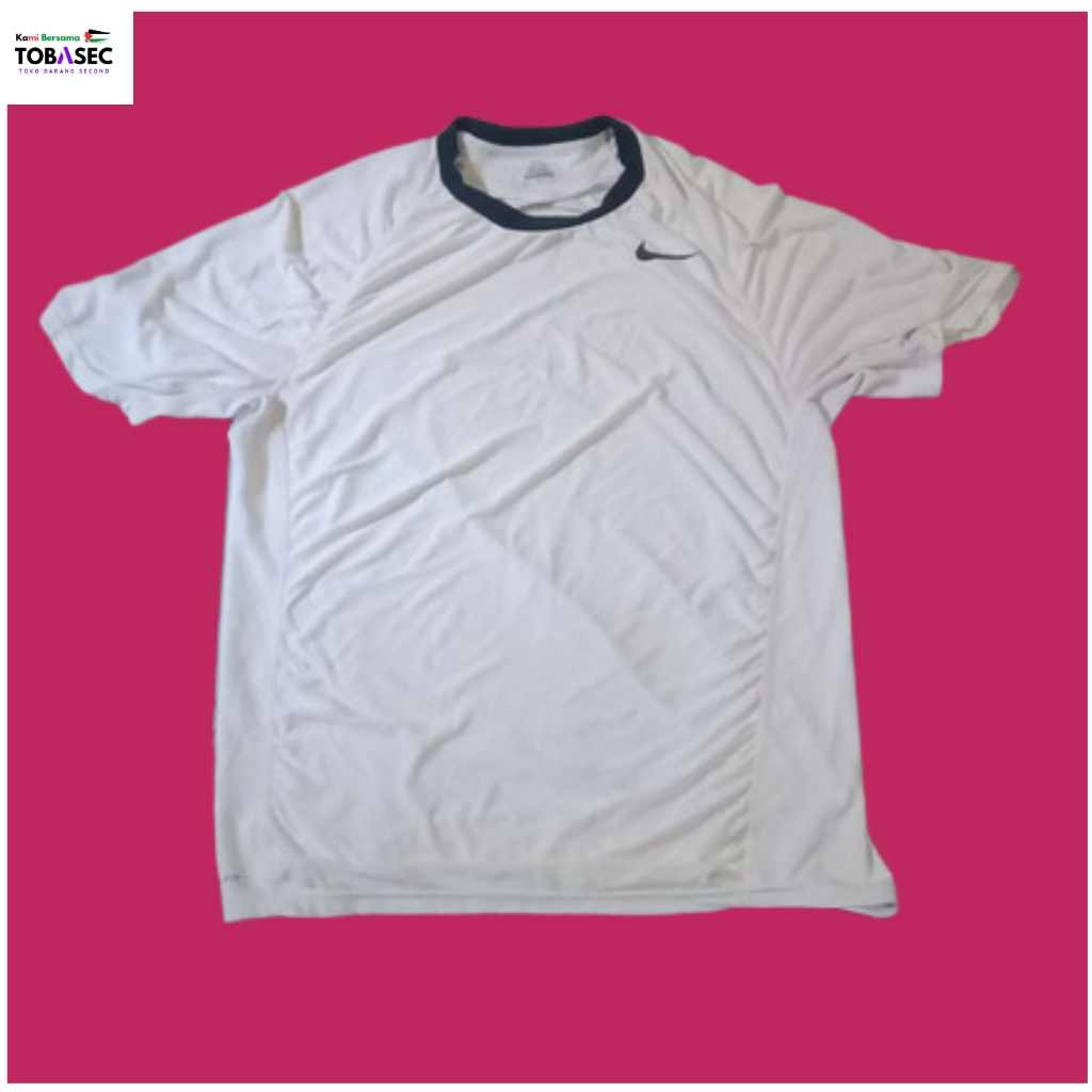 Kaos Baju Tshirt Jersey Dry Fit Nike Size On Tag M fit ke L