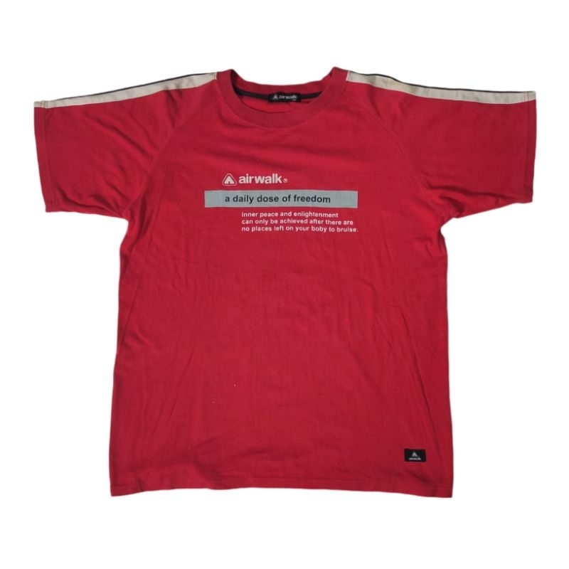 Kaos Airwalk Merah second