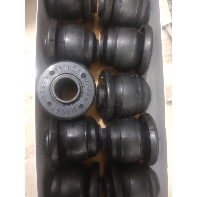 bushing arm atau bosh sayap atas terano made in japan