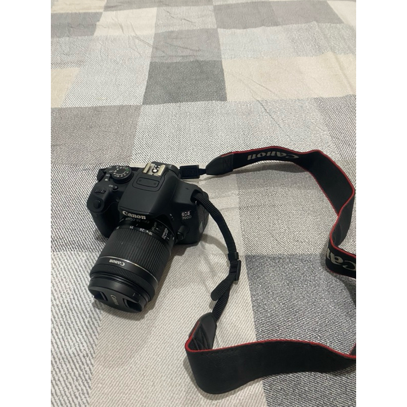 kamera Canon 700D second rasa baru