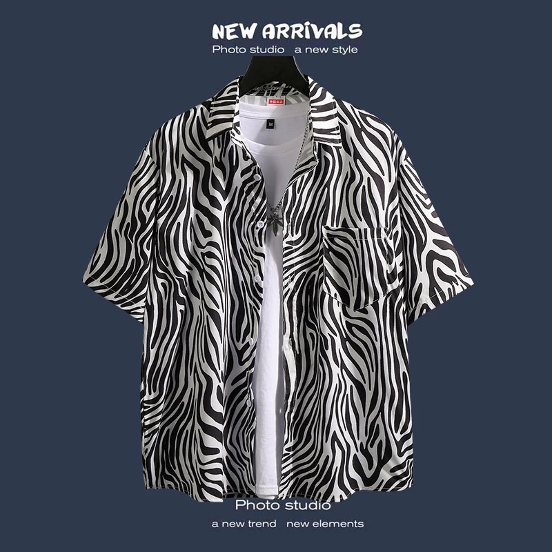 kemeja pantai pria motif zebra / kemeja zebra stripes putih / zebra shirt baju pantai