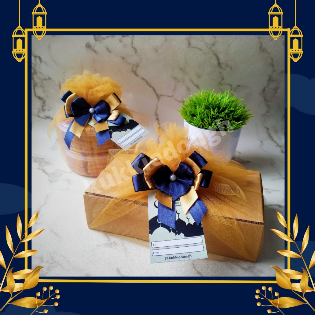 

Mini Hampers Lebaran Kue Kering - Parcel Lebaran Eid Mubarak Idul Fitri kukkiedough