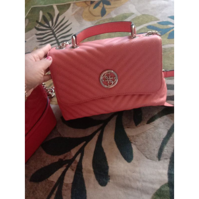 tas guess preloved