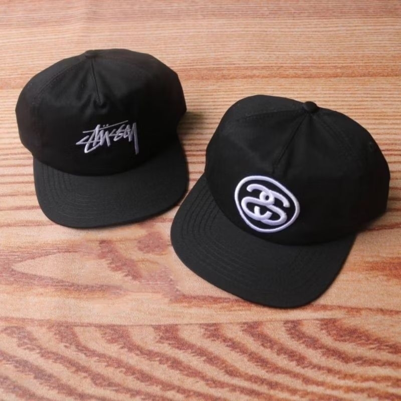 TOPI SNAPBACK STUSSY CLASSIC CAPS HITAM PRIA WANITA