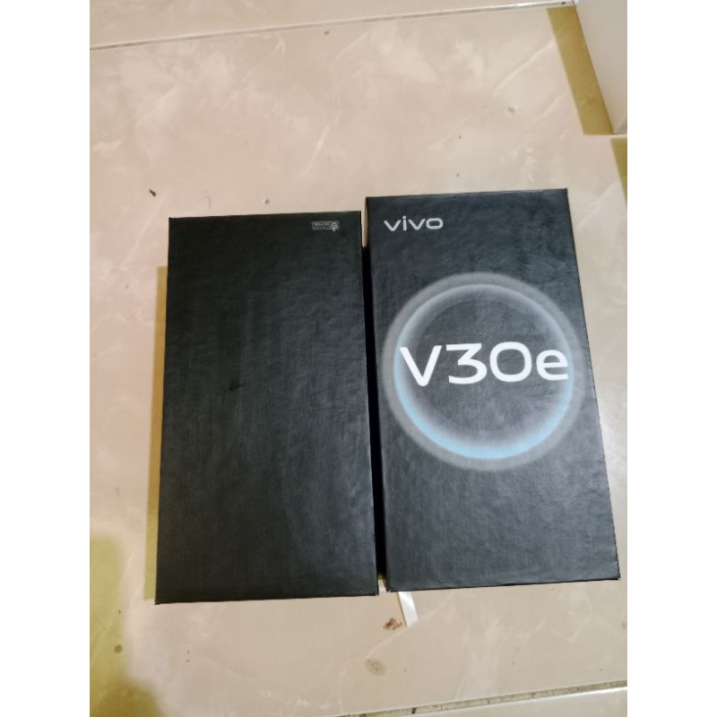 

kotak dus box vivo v 30e 5g