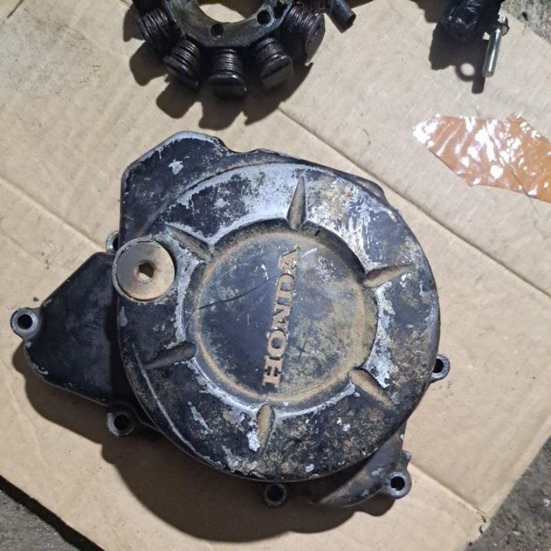 bak magnet revo fi copotan