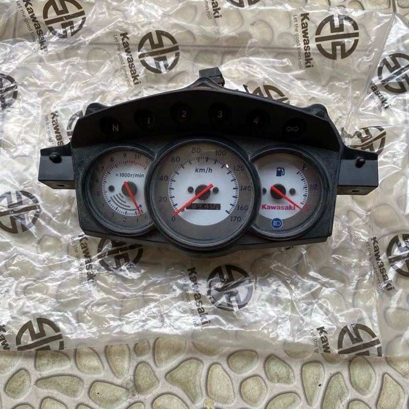SPEEDOMETER SPIDOMETER KILOMETER ZX 130 ZX130 ORIGINAL KAWASAKI