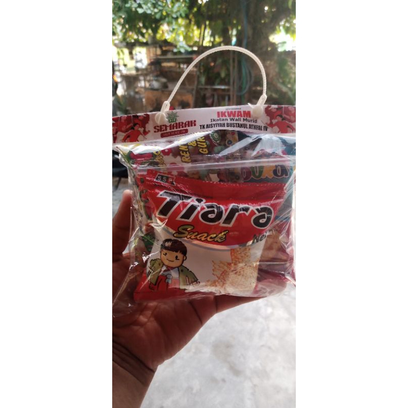 

Hampers jajan snack segala acara