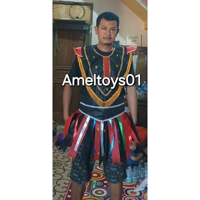 Terlaris  Baju Adat Dewasa Baju Dayak Laki -Laki Perempuan Kostum Karnaval Terlaris