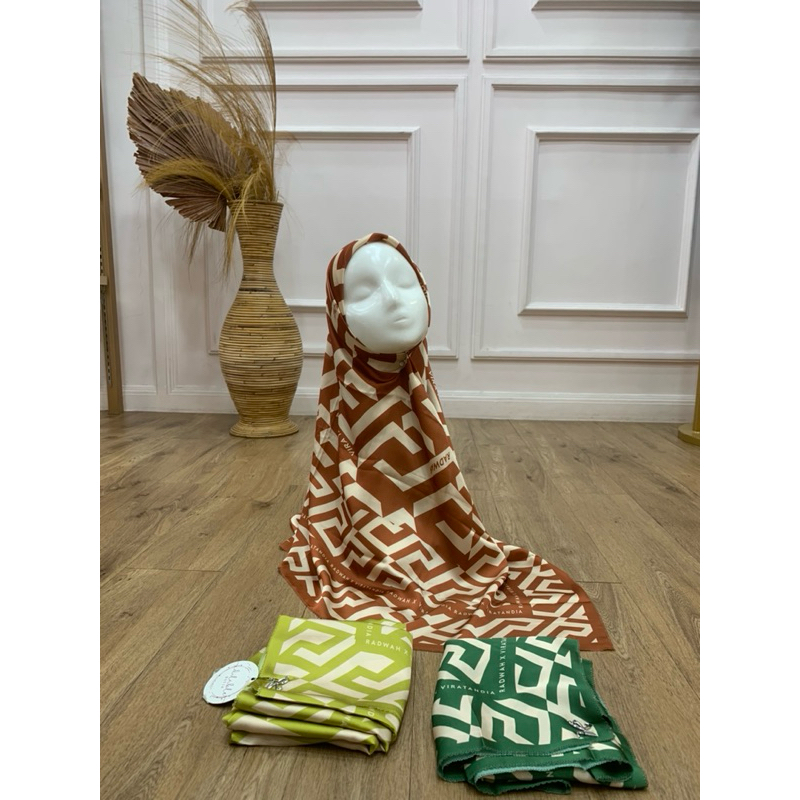 Radwah Silk Archive 2/scarf Radwah/scarf silk/segiempat silk/hijab/krudungsilk