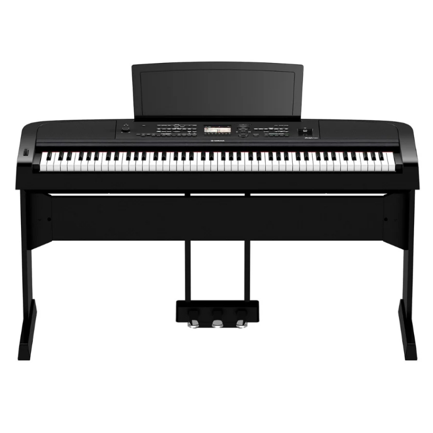 YAMAHA DGX670 Digital Piano - DGX 670 / DGX-670