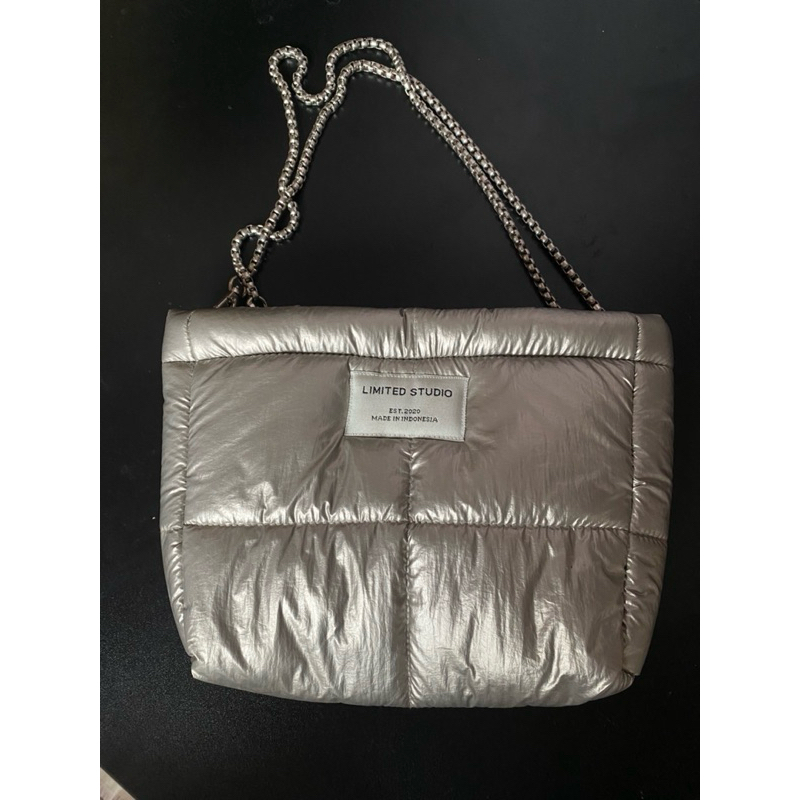 Limited Studio Bag Preloved