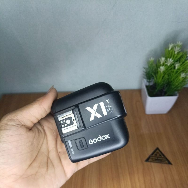Trigger Godox X1 For canon/ Triger Godox X1T