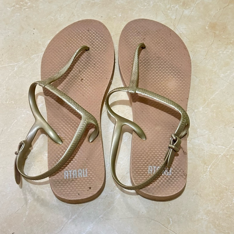 (Preloved) Ataru Sandal