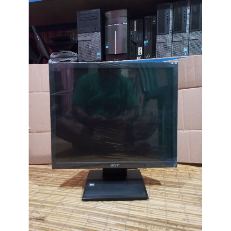 Monitor LCD 17 inch  kotak berbagai merk dell, lenovo, lg, hp, dll