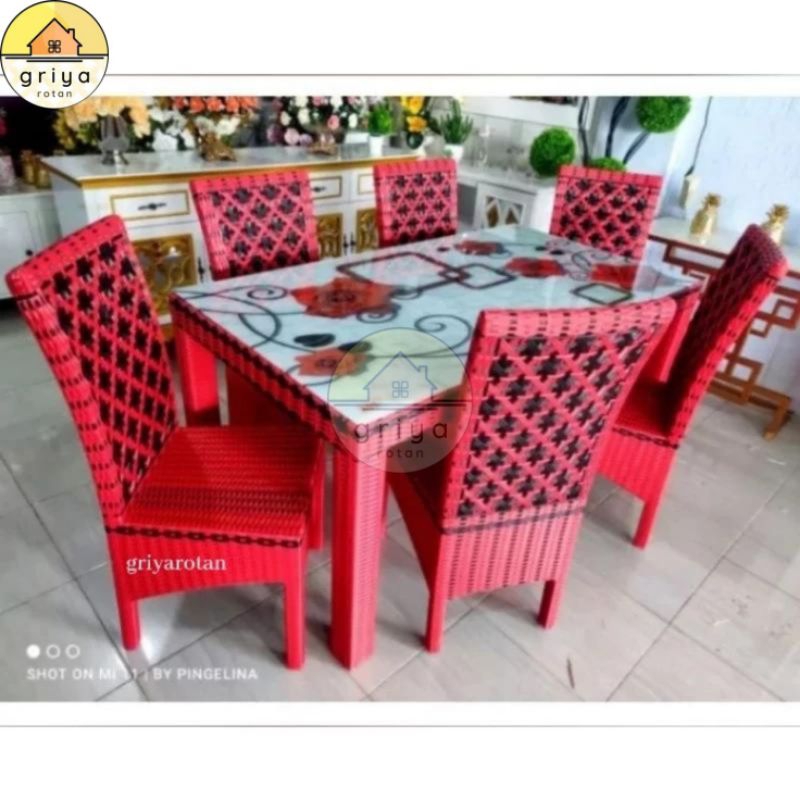 Set Meja Makan Rotan Sintetis 6 Kursi