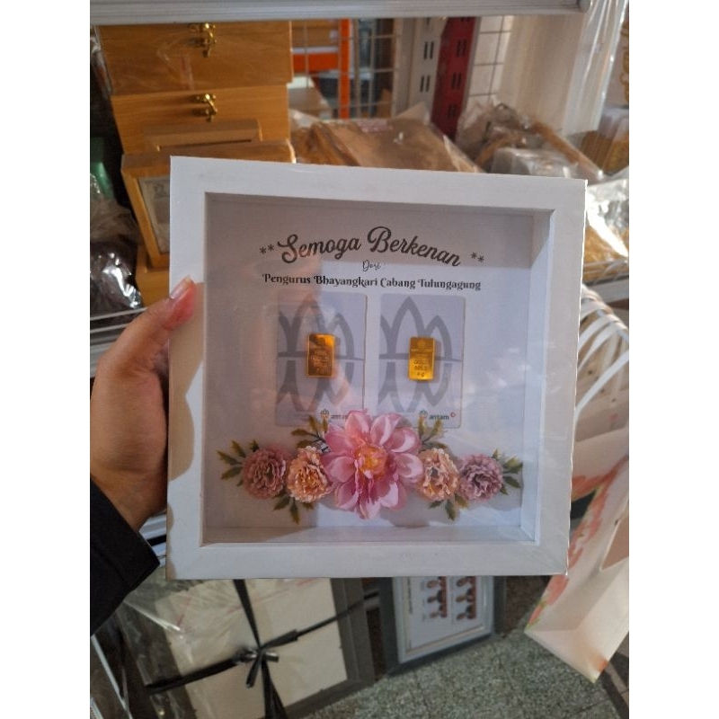 hadiah pernikahan