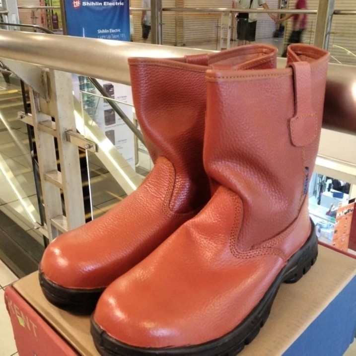 Sepatu Safety Boots Kent Borneo / Sepatu Safety Kerja Proyek / Sepatu Safety Boots / Safety Shoes Mu