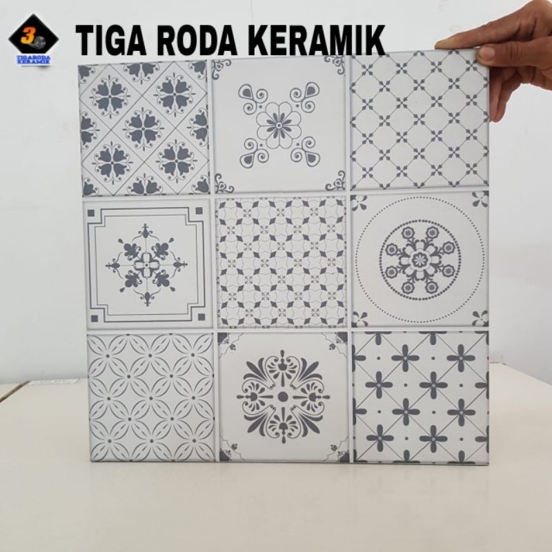 keramik 40x40/keramik lantai 40x40/keramik lantai kasar/keramik tangga/keramik garasi/keramik teras/