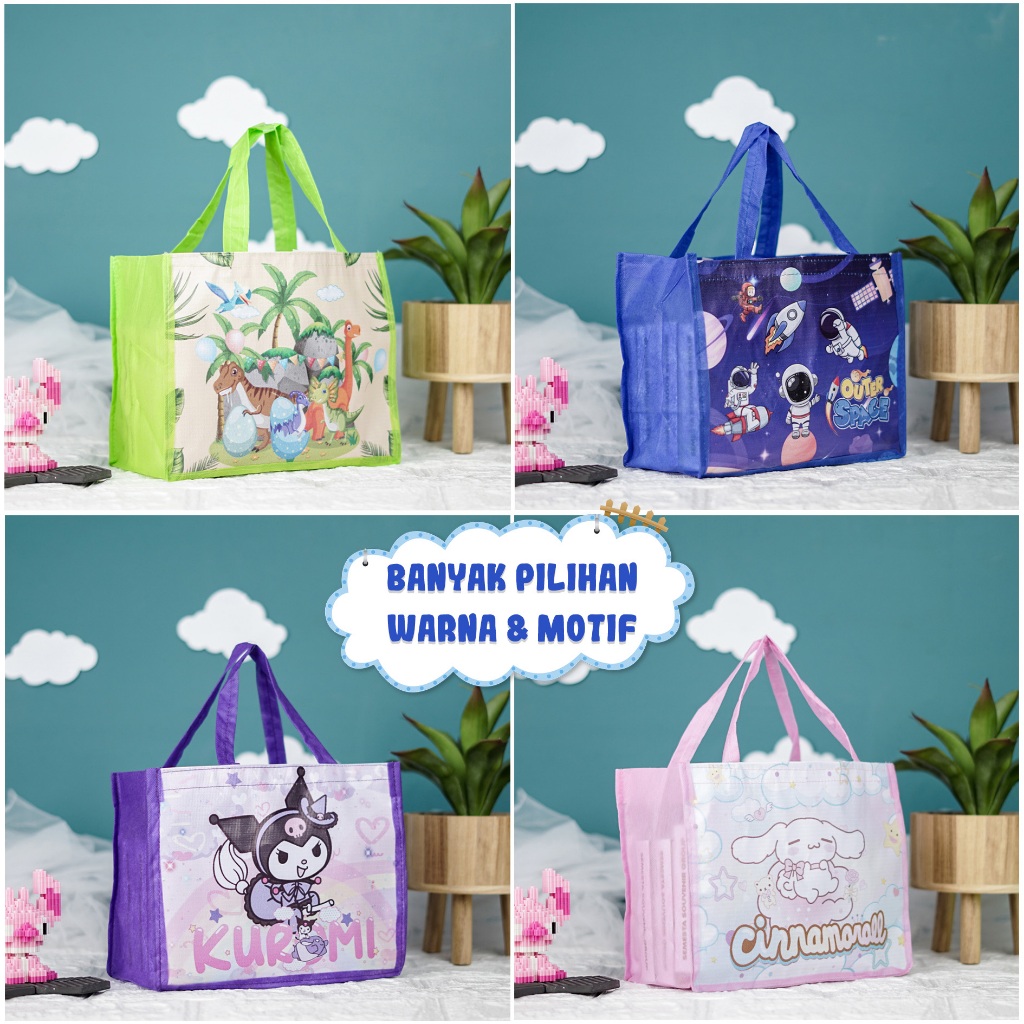 

Tas Ultah ukuran kotak Nasi Anak - Anak / Tas Ulang Tahun / Goodie Bag Souvenir Land T20 P25
