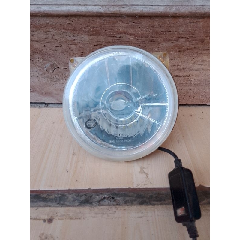 Headlamp Hella bulat H4 original