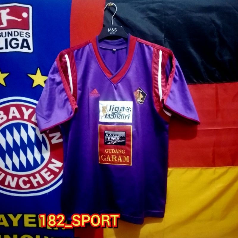 Jersey Persik Kediri 2003