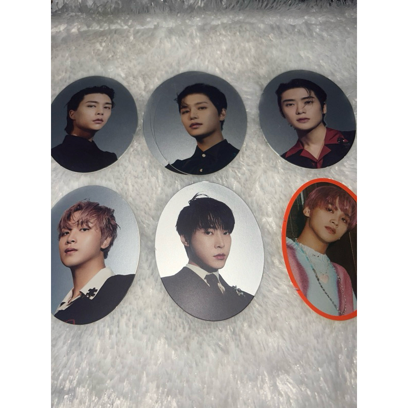official pc photocard pendant sticker 2 baddies johnny taeil jaehyun haechan doyoung