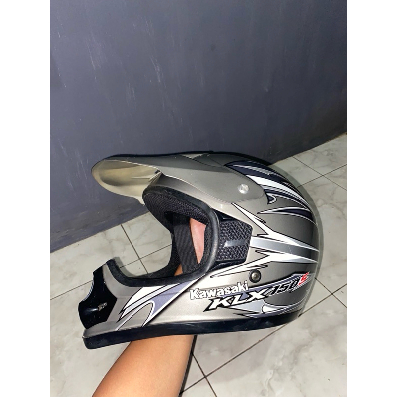 Helm Kawasaki KLX 150 S Original Second/Bekas Ukuran L