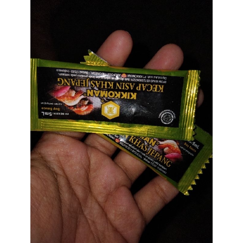 

Kikkoman Sachet Kecap Asin Khas Jepang /Soy Sauce kikoman / Japanese shoyu