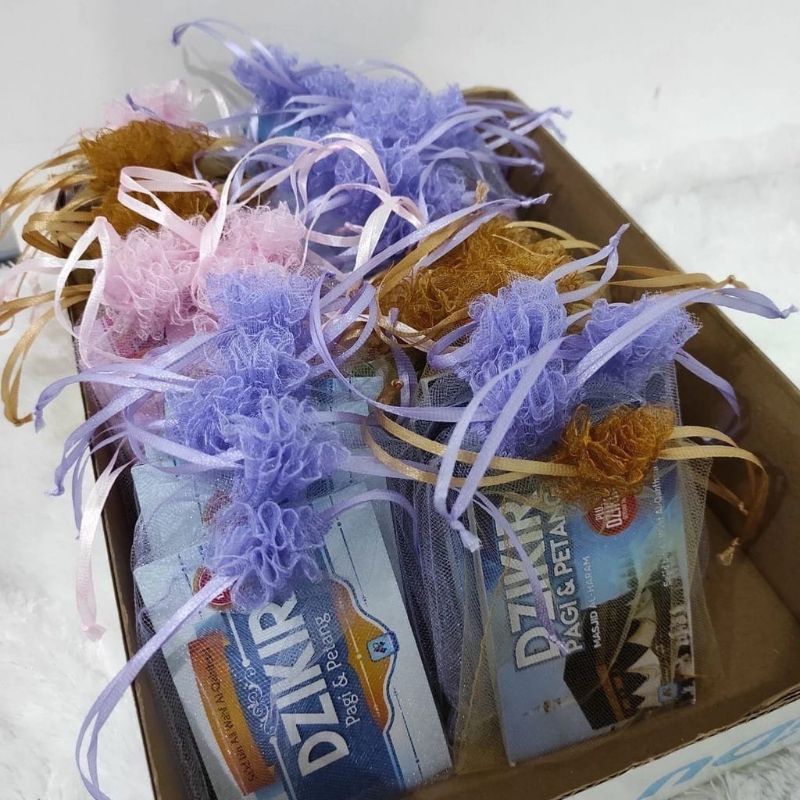 Souvenir pernikahan Souvenir bingkisan hadiah pernikahan Dzikir pagi petang Hadiah dzikir pagi petan