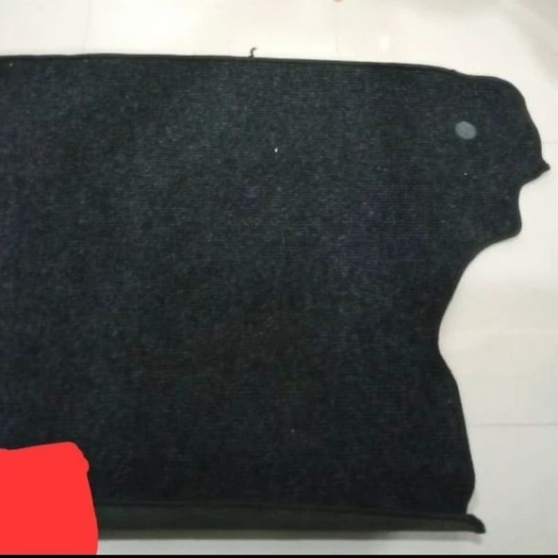 karpet bagasi mercy w124 original Mercedes Benz