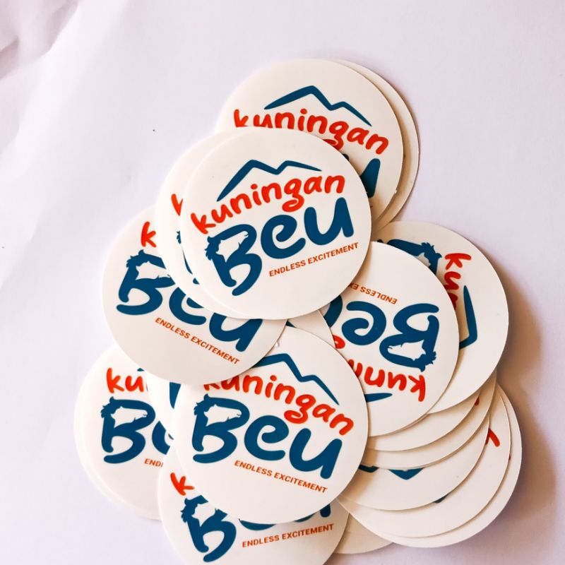 

STIKER LOGO KUNINGAN BEU