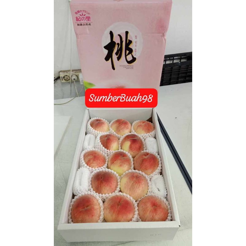 

Buah Peach Jepang Original | Japan Premium peach momo 1 box