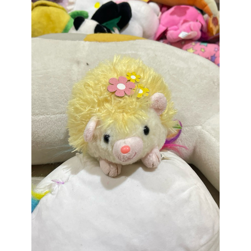 boneka landak kuning amuse