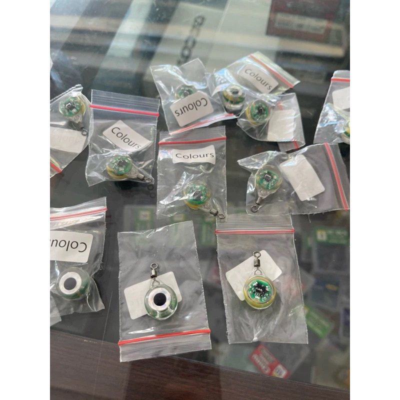 ESCA LED METAL JIG LAMPU MATA IKAN MULTICOLOR