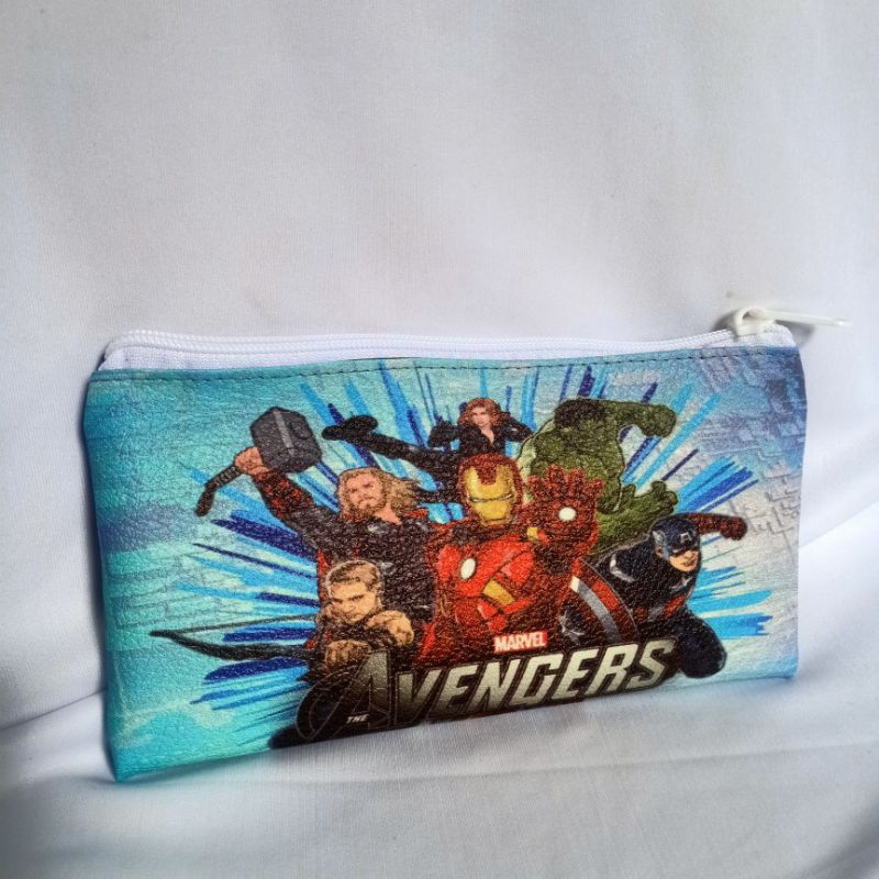

Tempat Pensil Karakter Avengers Ready Stok Langsung Dikirim
