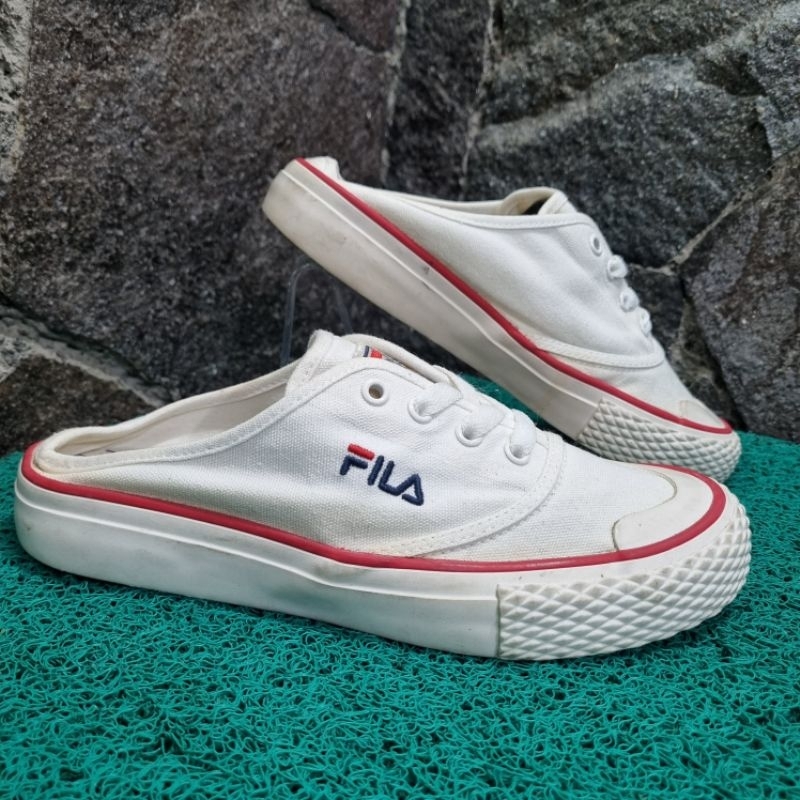 sepatu sandal slip on second preloved fila size 36