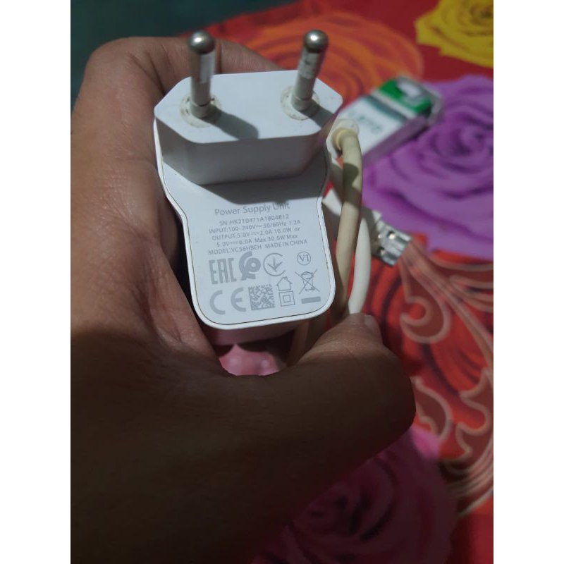 charger vocc cbutan oppo.ren0.4