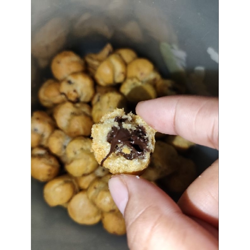 

KUE SOES COKLAT/ MAKANAN RINGAN/ KUE SOES KERING/ KUE KERING