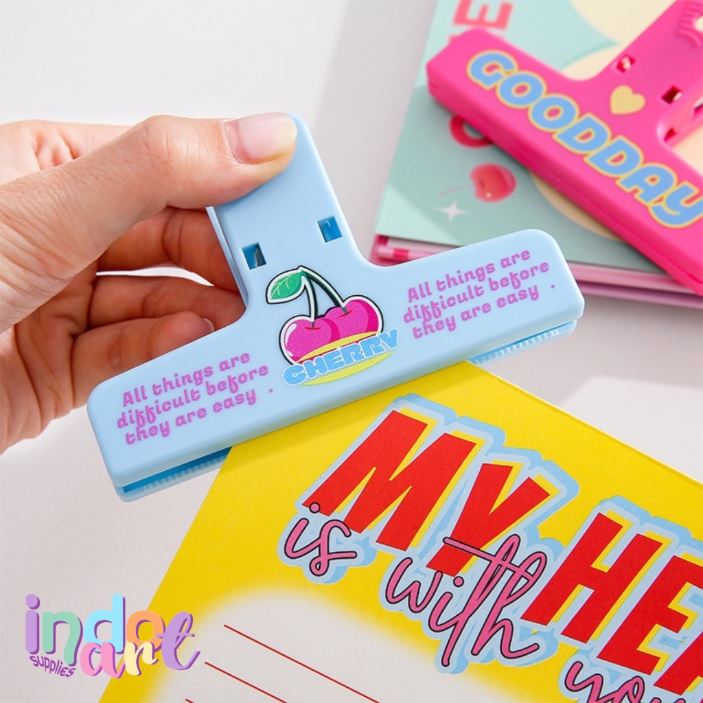 

(IAS) JP3 - Clip Plastik Magnet Klip Kertas Buku Notes Tempel Kulkas Unik Design Retro Mika Transparan Push Pin Jepitan Magnet