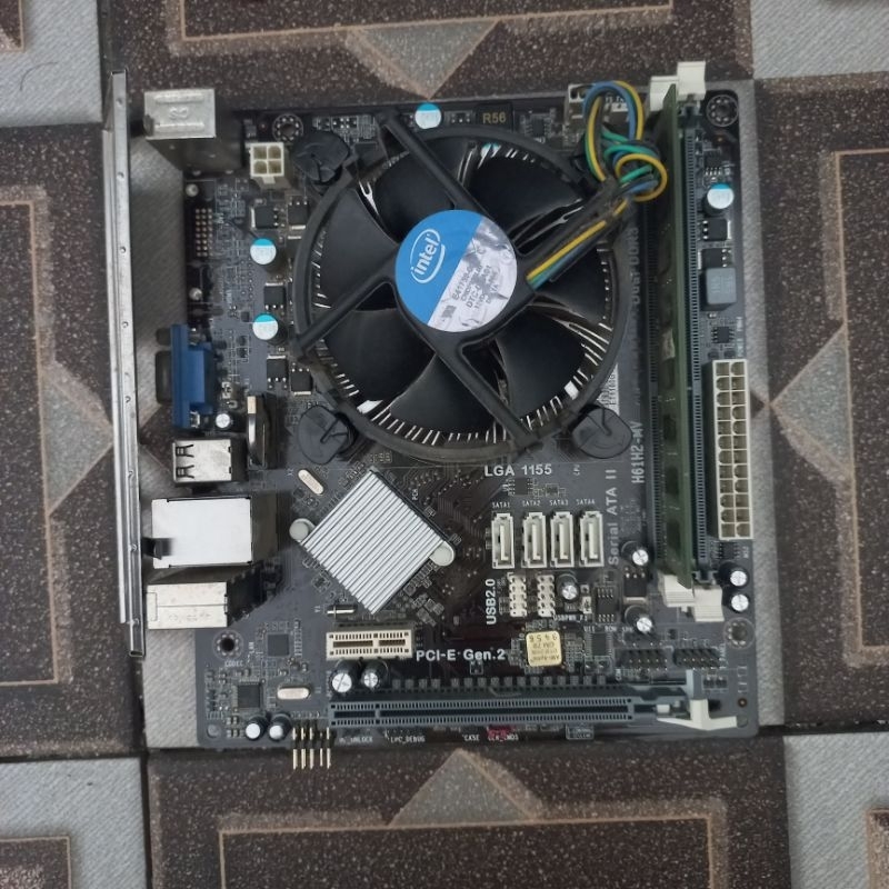 MOTERBOT ECS H61 GIGABYET ASUS