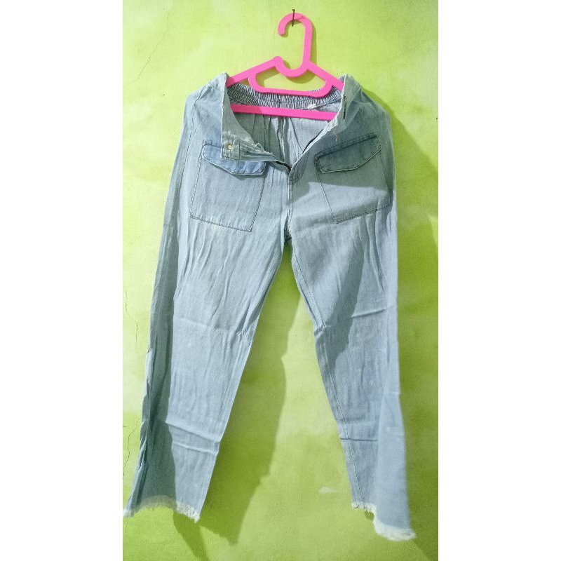 PRELOVED ROK DAN CELANA JEANS BAHAN