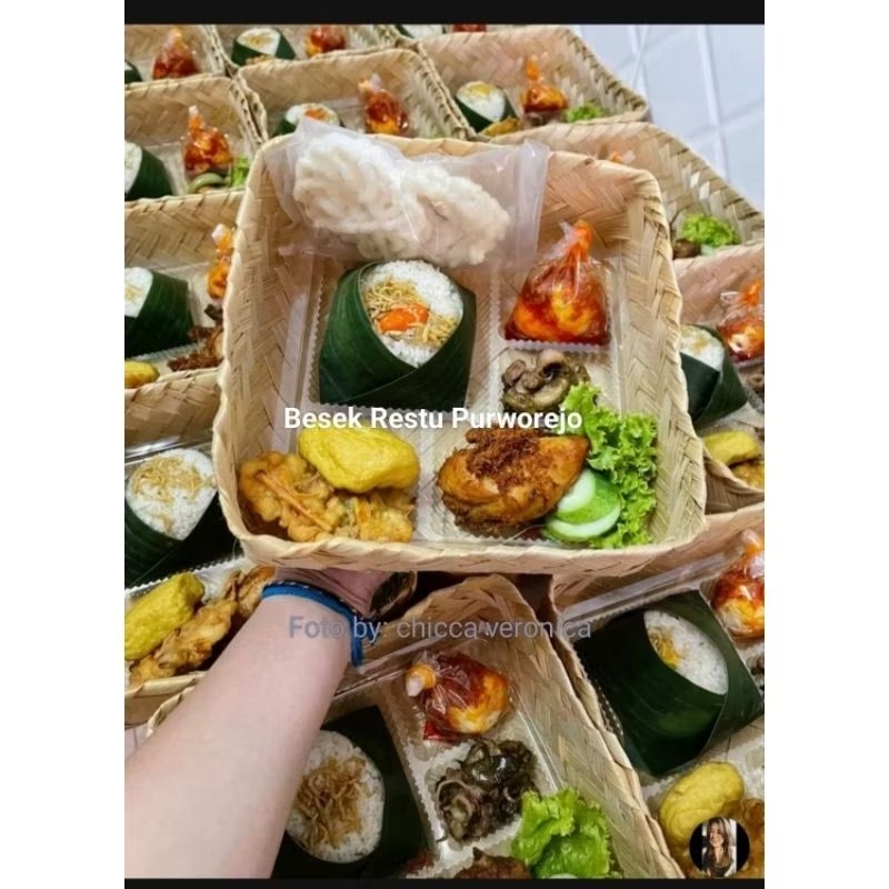 Besek Bambu Kwalitas Super  20 x 20 CM Per/pcs (satuan)