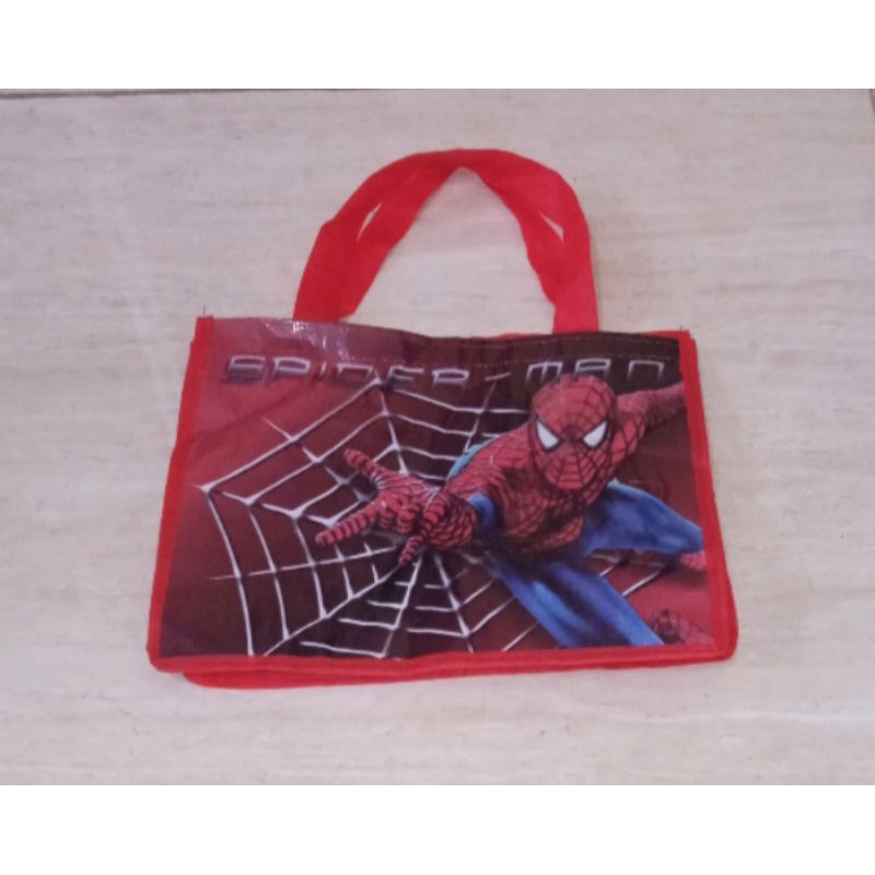 

aneka variasi goodie bag dan tas ulang tahun (second)