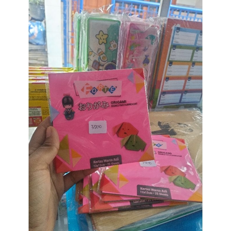 

Kertas Origami