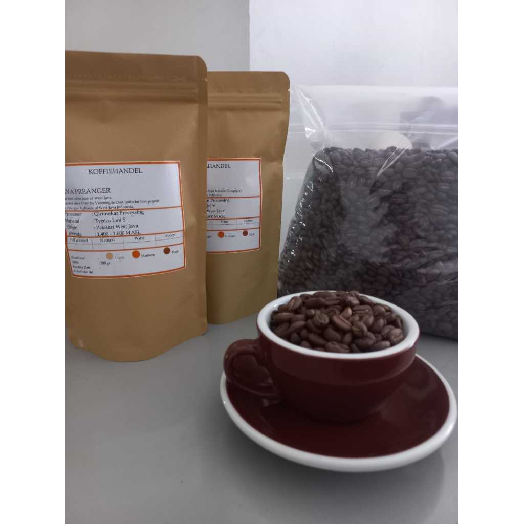 

Kopi Arabika Fullwash Java Preanger Bukit Palasari Bandung Utara 200 grm roast medium