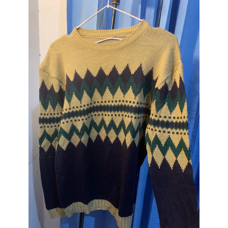 Sweater Ketupat